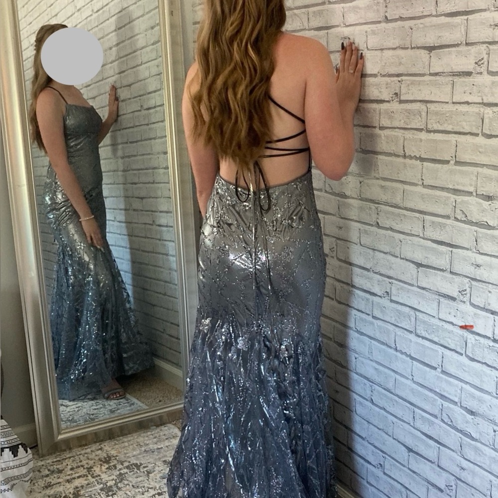 Camille La Vie Prom Pageant silver/gray sequin dress sz. 5